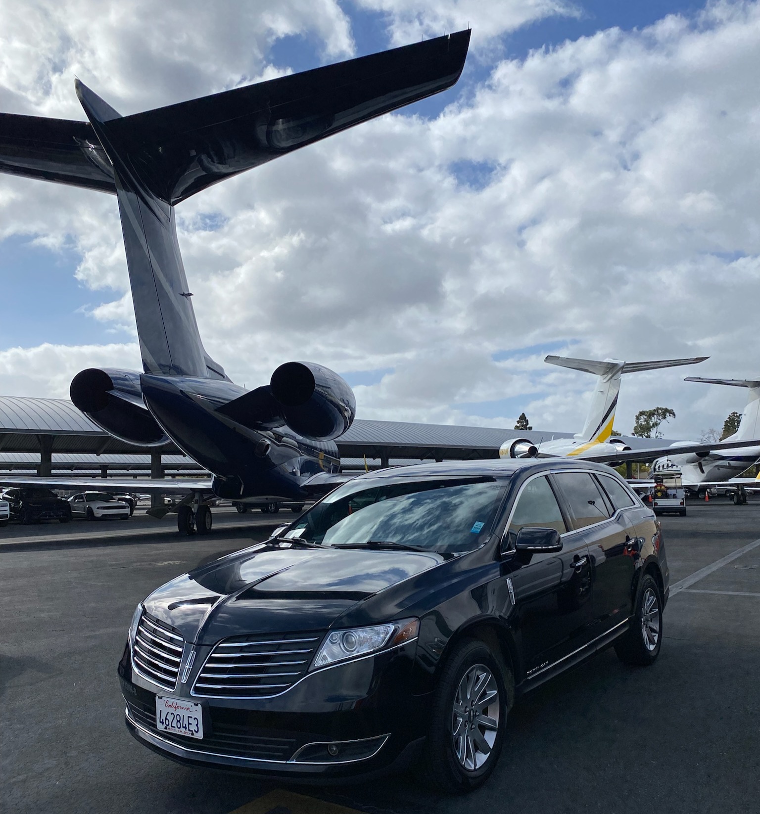 Limo Service from Lax, SNA, LGB to Disneyland